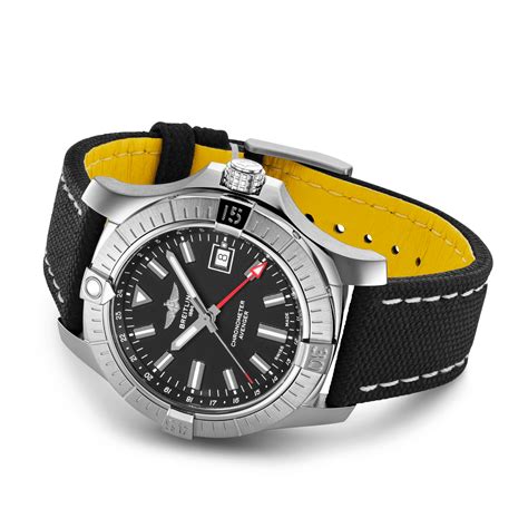 breitling avenger automatic gmt 43.